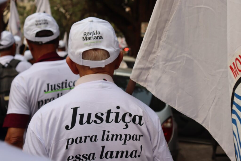 MAB faz atos em BH para exigir participação efetiva em acordos por reparação (Foto: Juliana Nicoli/ MAB)