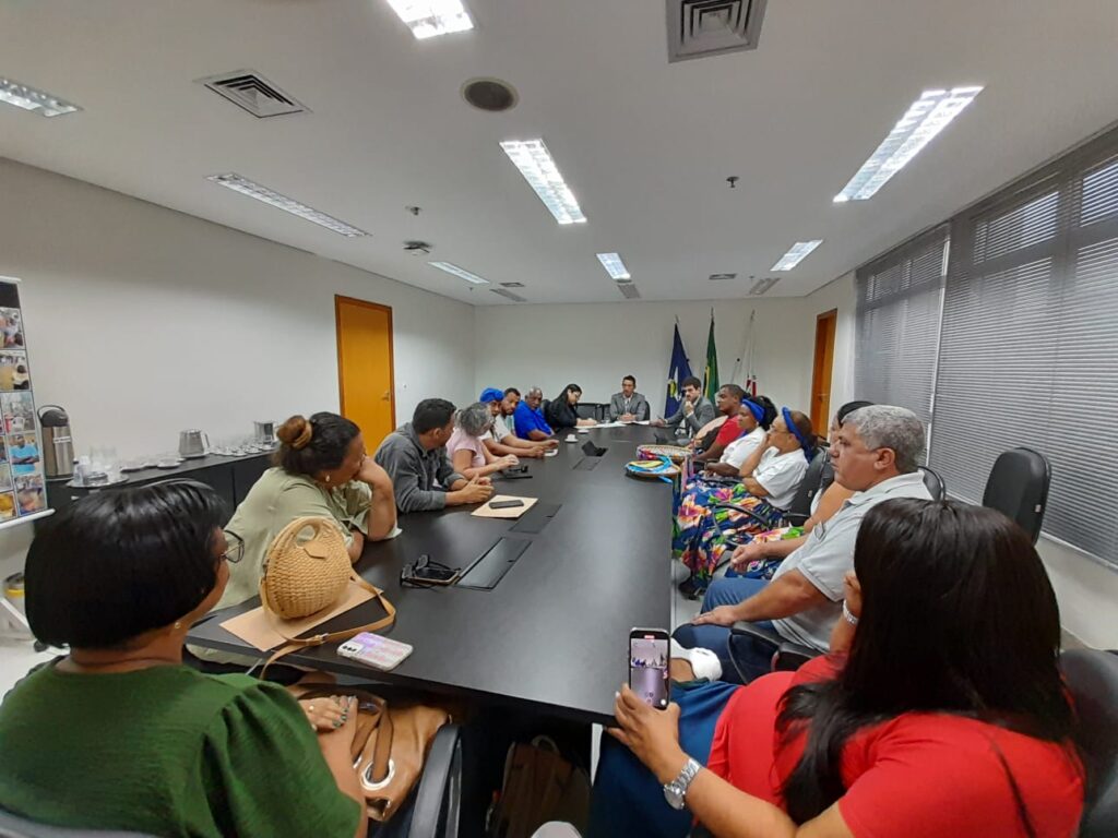 Quilombolas atingidos pela tragédia de Mariana protestam no MPF